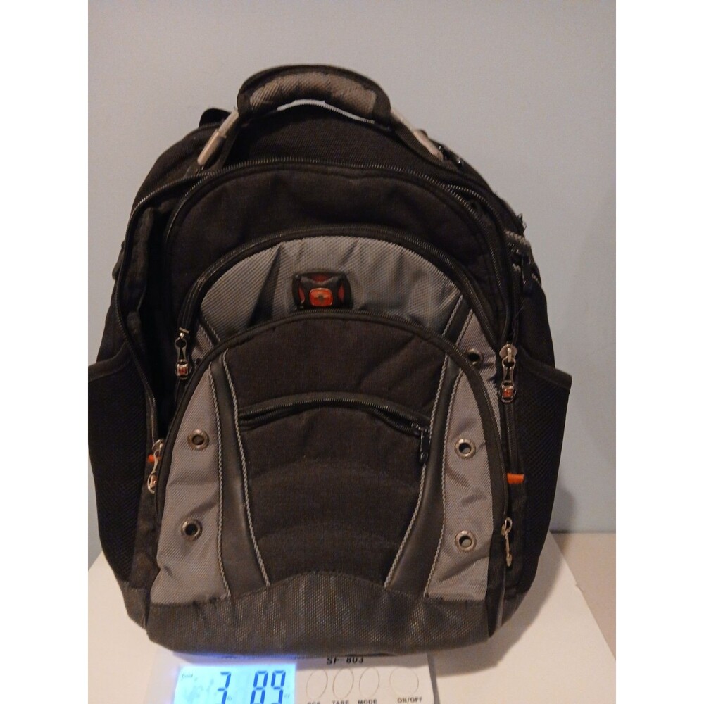 SWISS GEAR Synergy Pro 16 inch Laptop Backpack Black & Gray